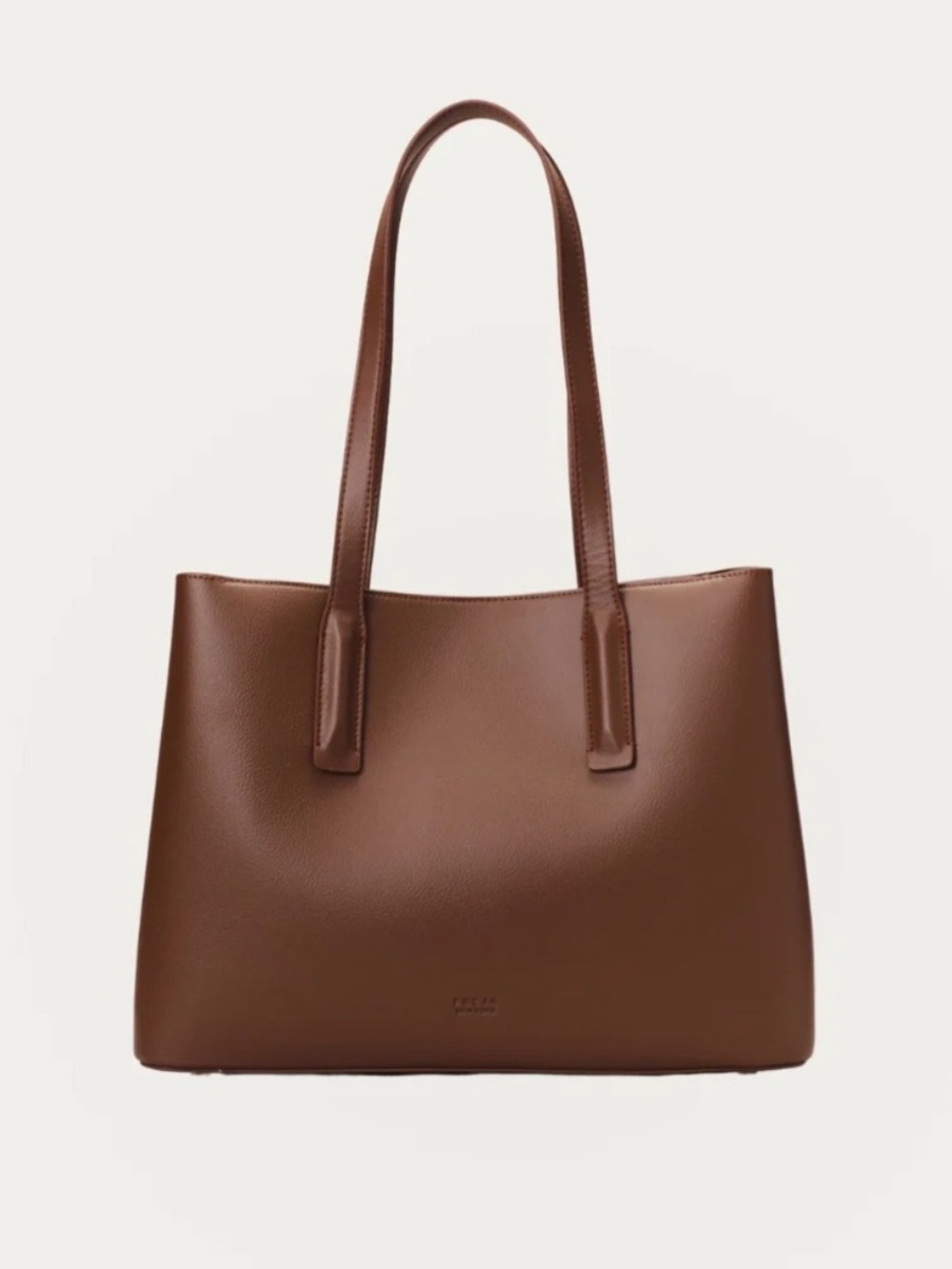 NWT - Freja New York Linnea Tote in
Pecan